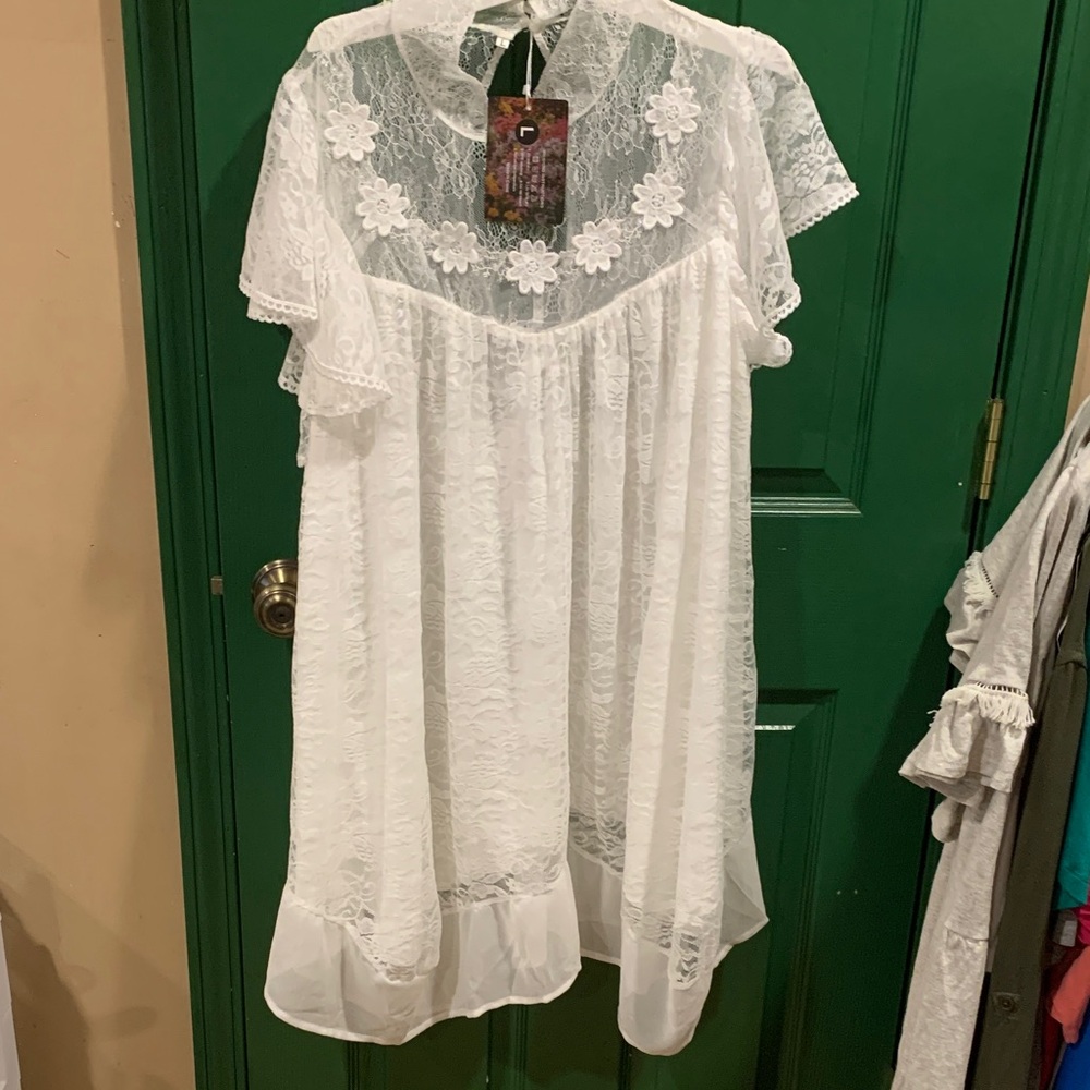 Chic White Lace Midi Dress